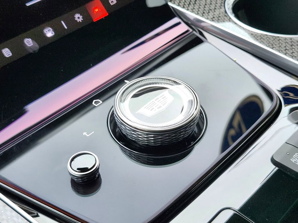 Certified 2025 Cadillac Escalade V w/ LPO, Floor Liner Package image 28