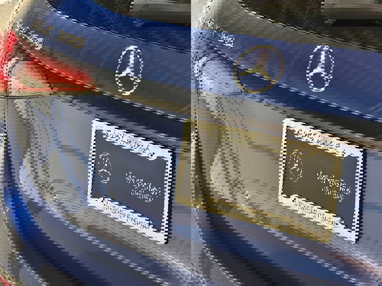 Used 2024 Mercedes-Benz GLC 300 4MATIC image 12