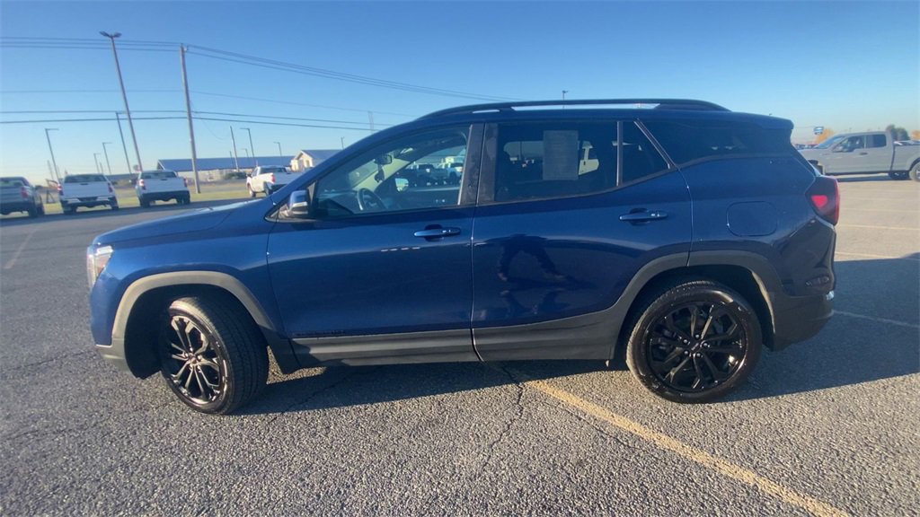 Certified 2022 GMC Terrain SLE w/ Driver Convenience Package image 5