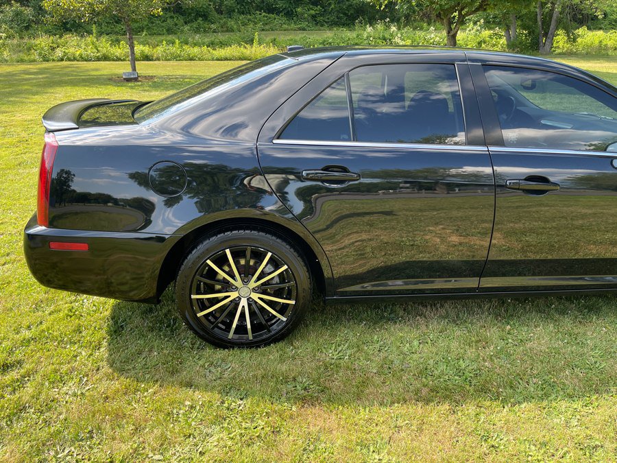 Used 2006 Cadillac STS V8 w/ Preferred Equipment Group RWD image 22
