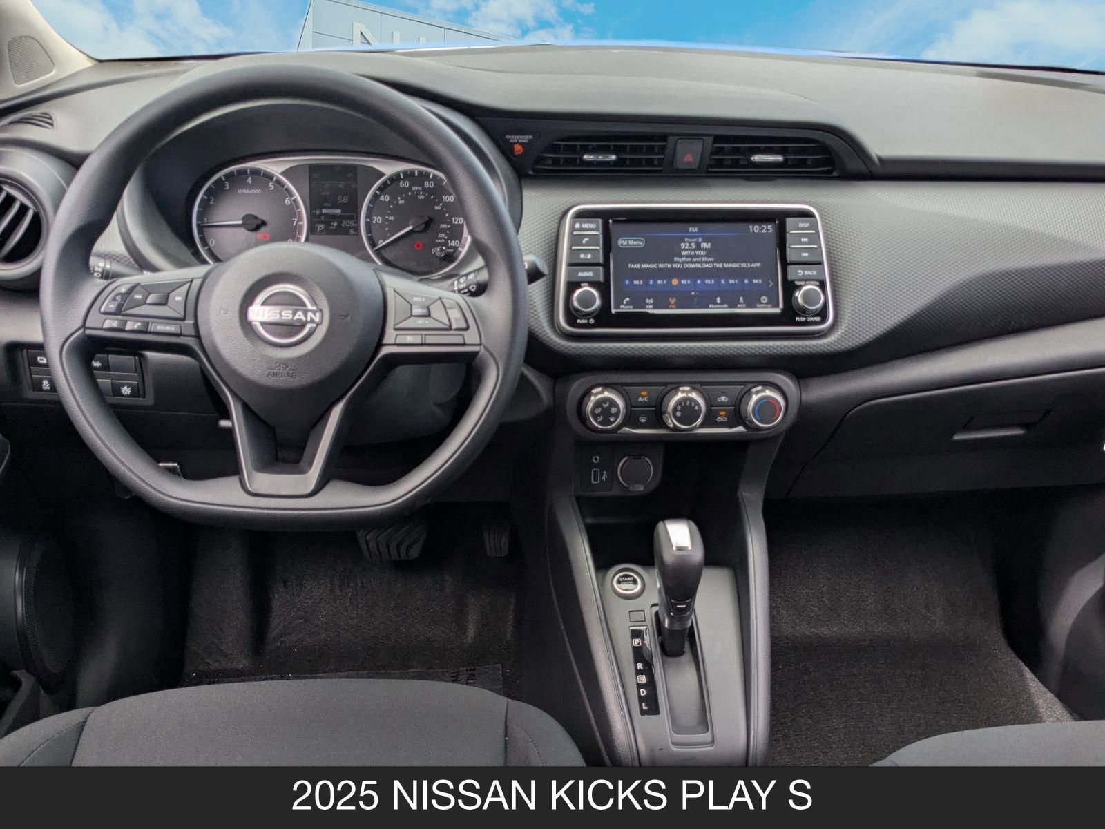 New 2025 Nissan Kicks Play S image 18