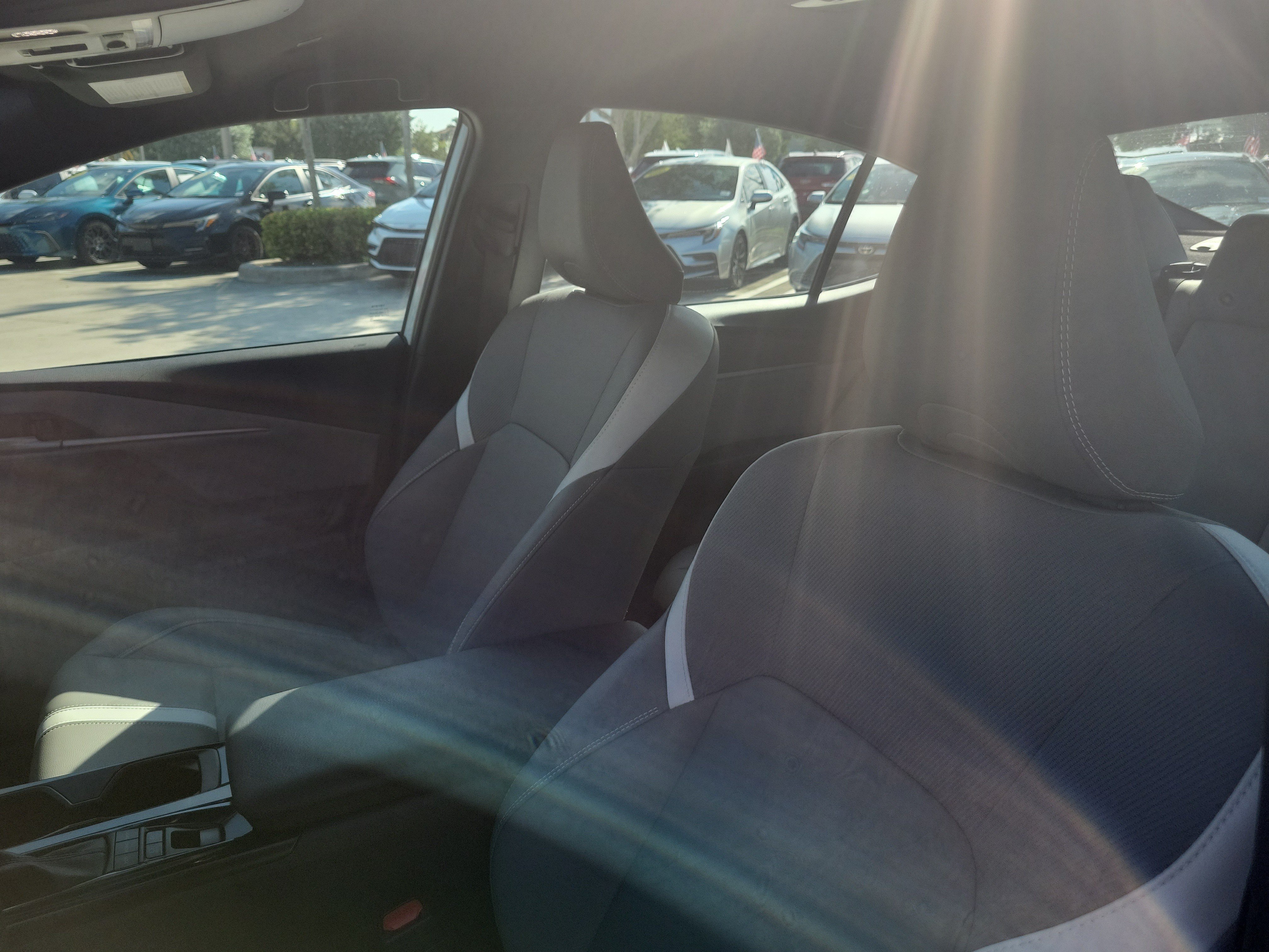 Certified 2025 Toyota Camry SE FWD image 21