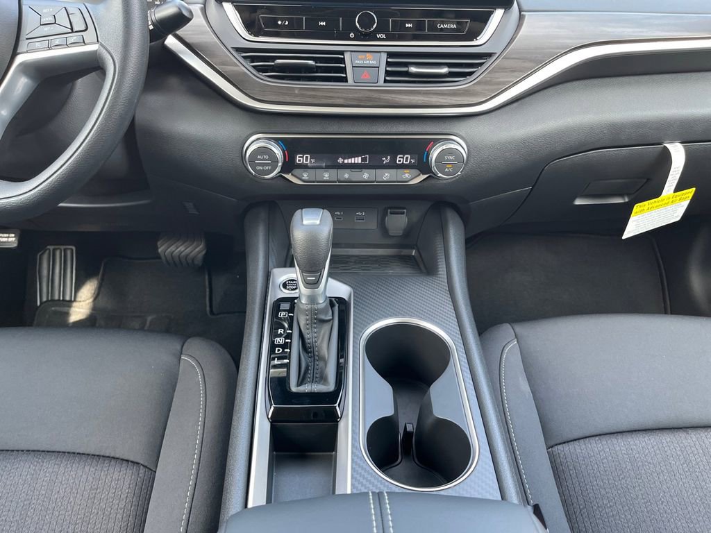 New 2025 Nissan Altima 2.5 SV w/ SV Special Edition Package image 3