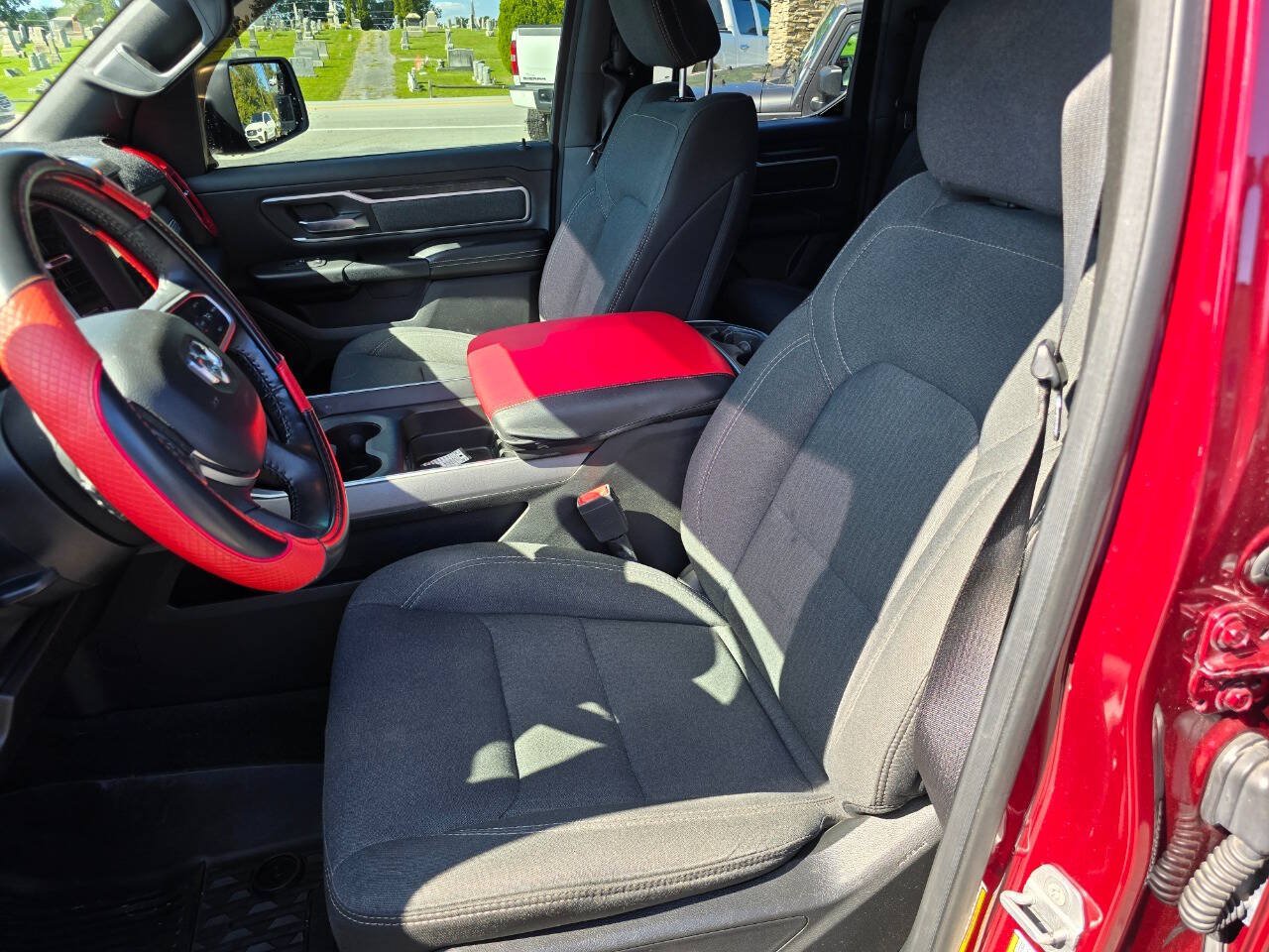 Used 2019 RAM 1500 Big Horn AWD/4WD image 13