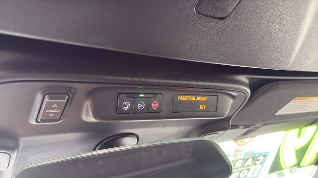 Used 2019 Chevrolet Camaro LT image 15