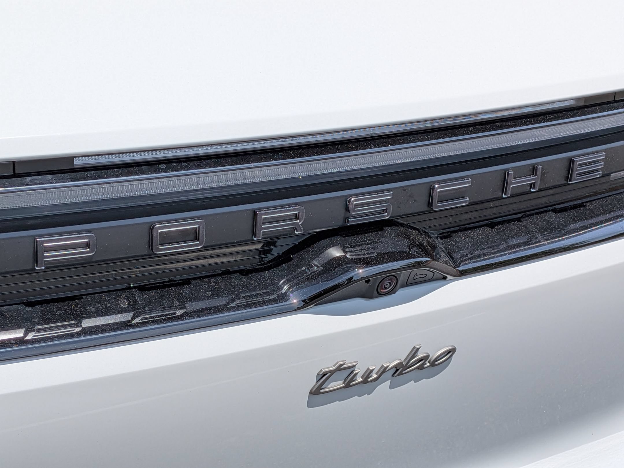 New 2026 Porsche Macan Turbo Electric AWD/4WD image 31