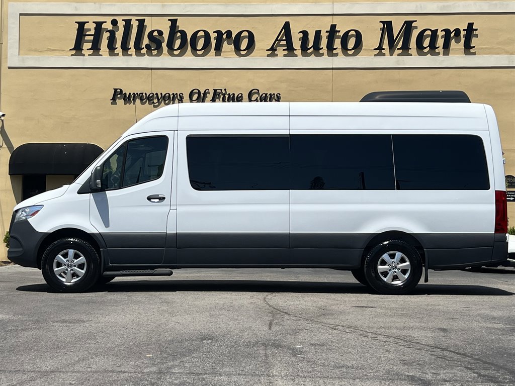Used 2019 Mercedes-Benz Sprinter 2500 image 3