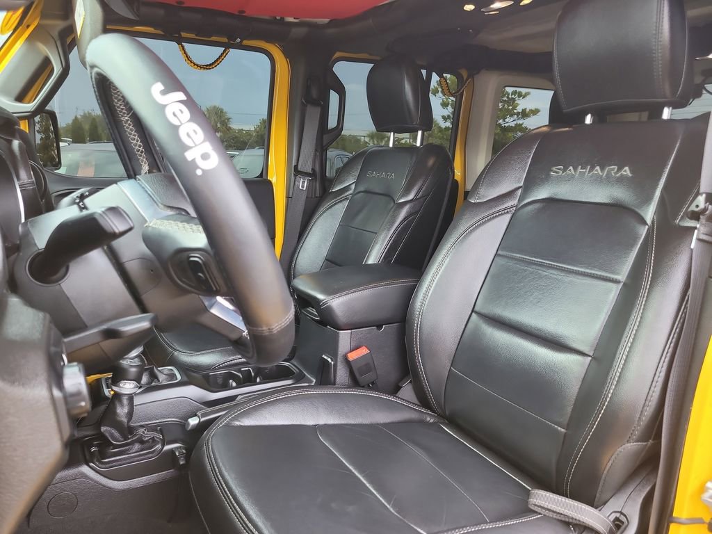 Used 2019 Jeep Wrangler Unlimited Sahara AWD/4WD image 21