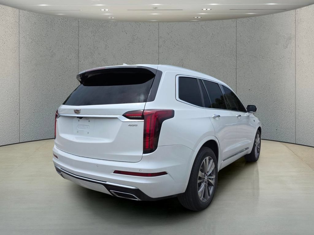 Used 2021 Cadillac XT6 Premium Luxury FWD image 5