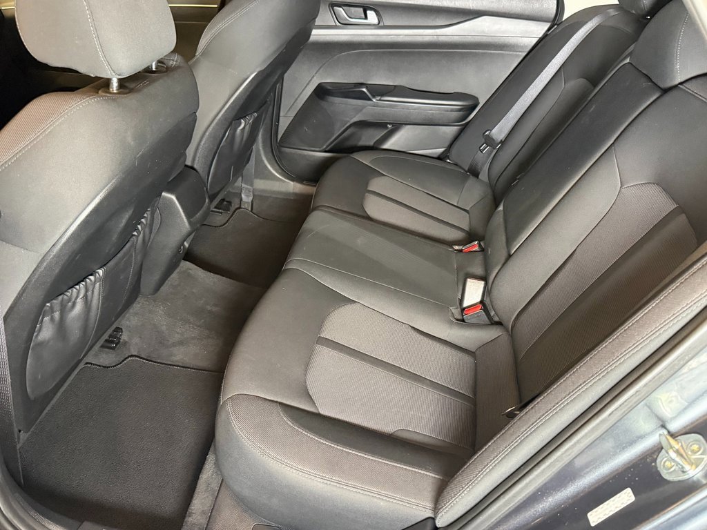 Used 2022 Kia K5 LXS image 21