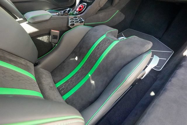 Used 2023 Lamborghini Huracan Tecnica RWD image 87