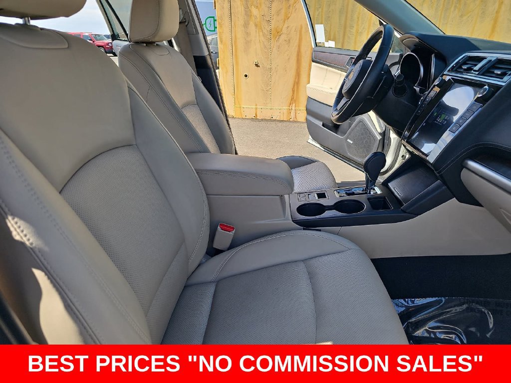 Used 2019 Subaru Outback 3.6R Limited AWD/4WD image 10