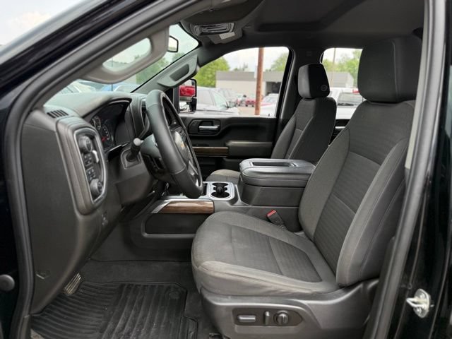 Used 2022 Chevrolet Silverado 2500 LT w/ Convenience Package AWD/4WD image 12
