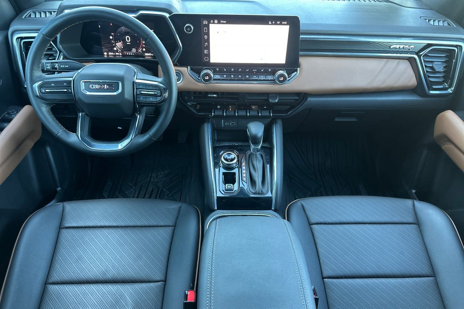 Used 2023 GMC Canyon AT4 w/ AT4 Premium Package AWD/4WD image 14