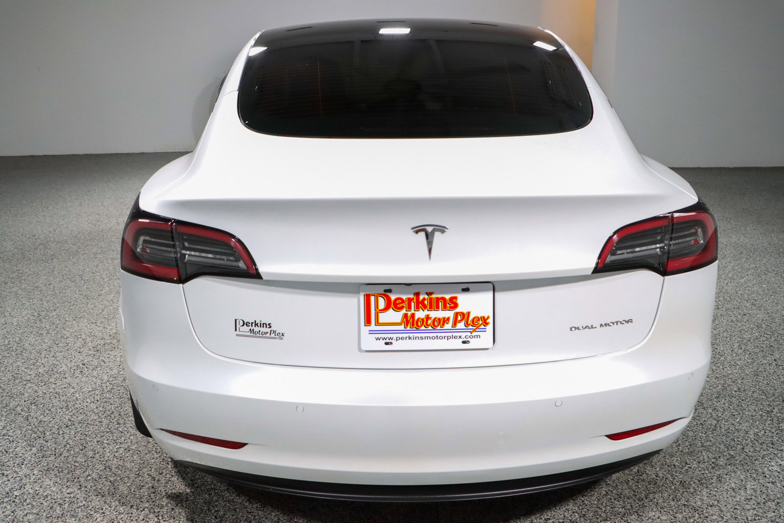 Used 2022 Tesla Model 3 Long Range AWD/4WD image 8