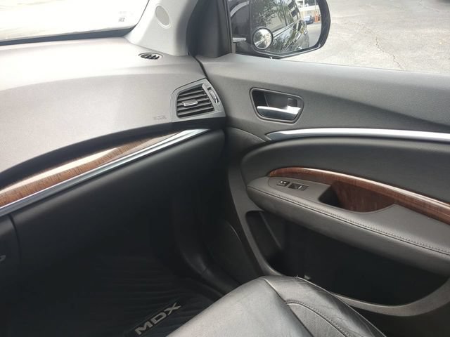 Used 2018 Acura MDX FWD image 19