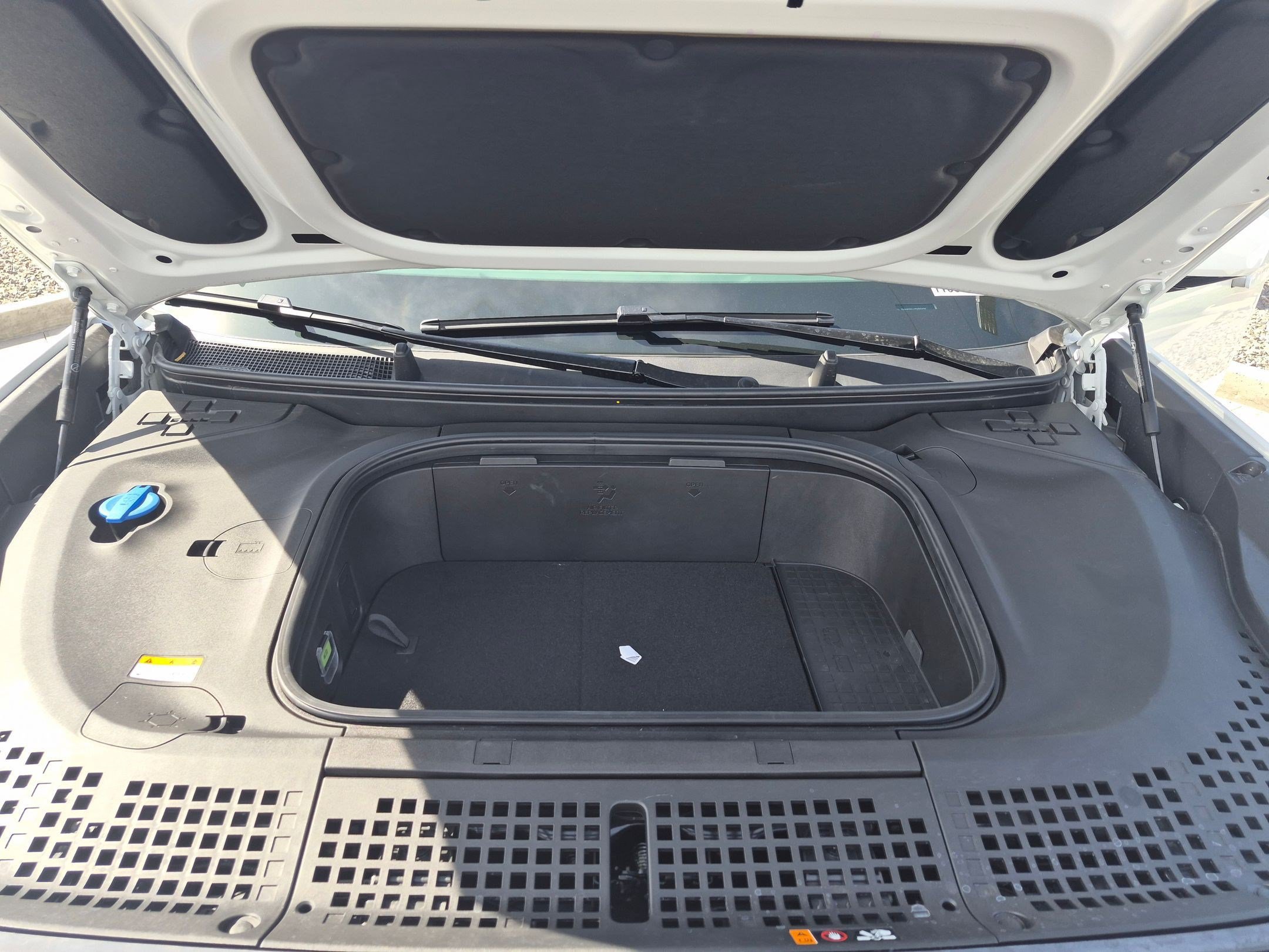 Certified 2026 Hyundai Ioniq 9 S RWD image 33