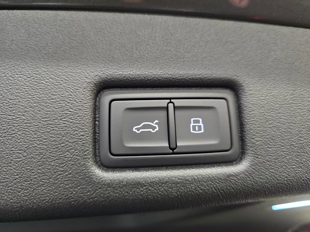New 2026 Audi SQ5 Prestige AWD/4WD image 36