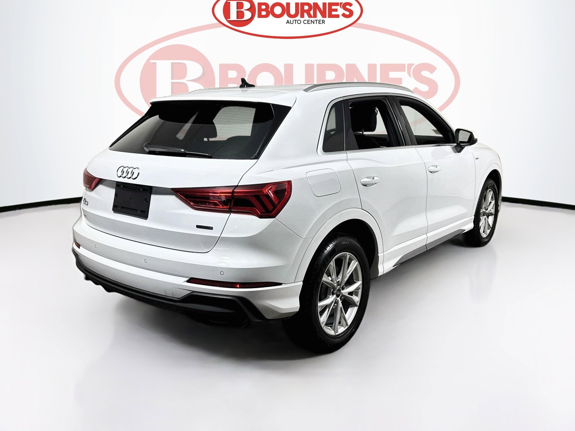 Used 2024 Audi Q3 2.0T Premium AWD/4WD image 10