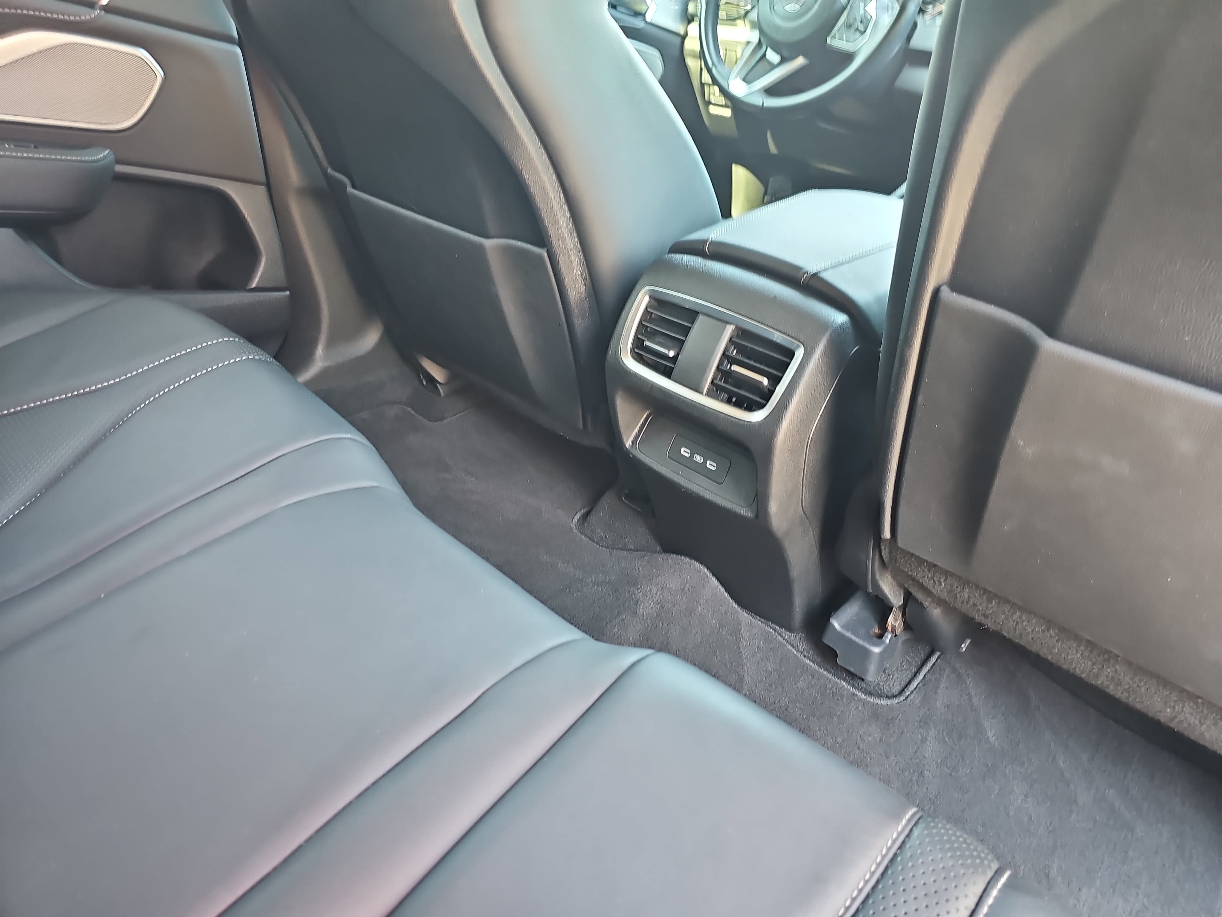 Certified 2024 Acura RDX w/ Technology Package AWD/4WD image 11