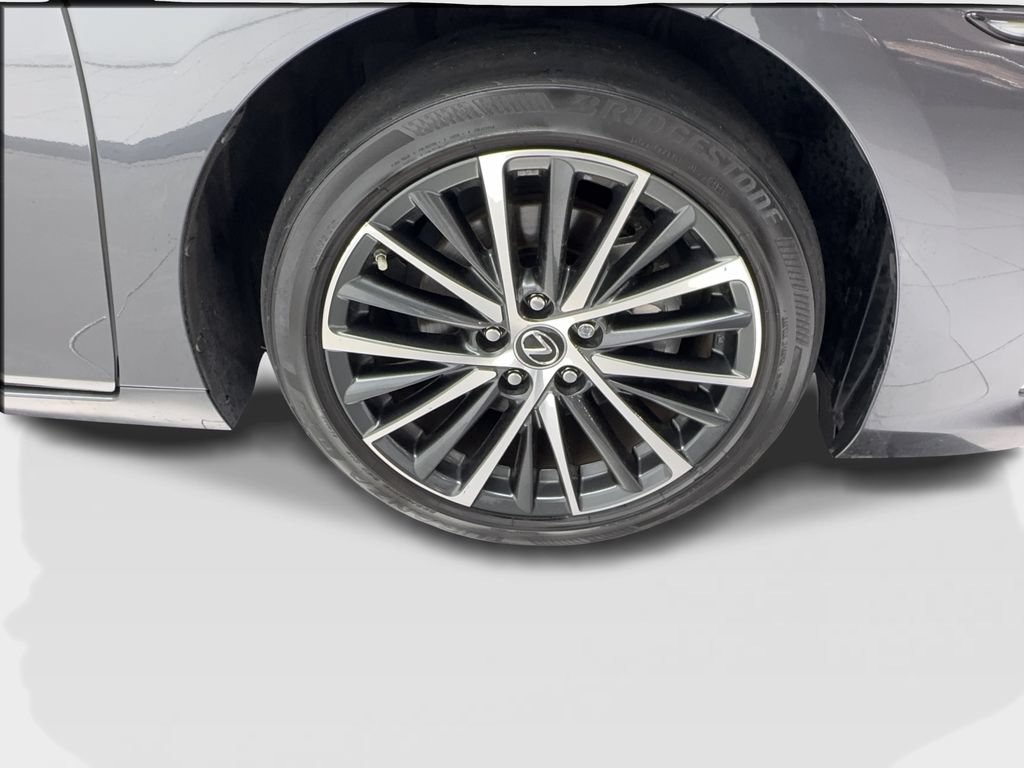 Used 2024 Lexus ES 250 w/ Premium Package AWD/4WD image 14