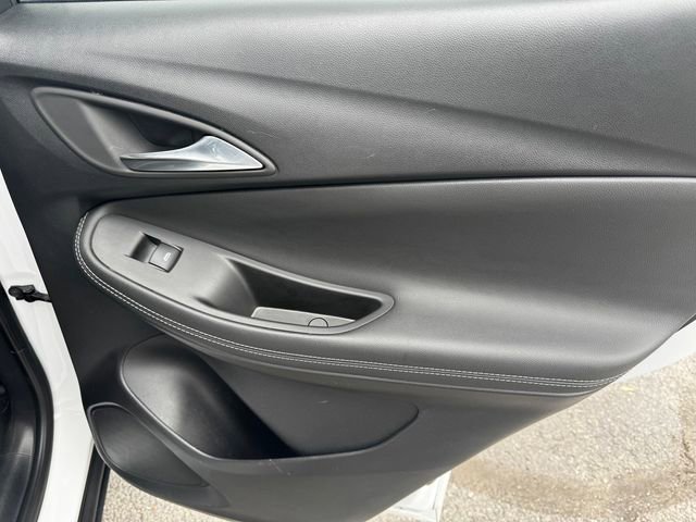 Used 2025 Buick Encore GX Preferred AWD/4WD image 15