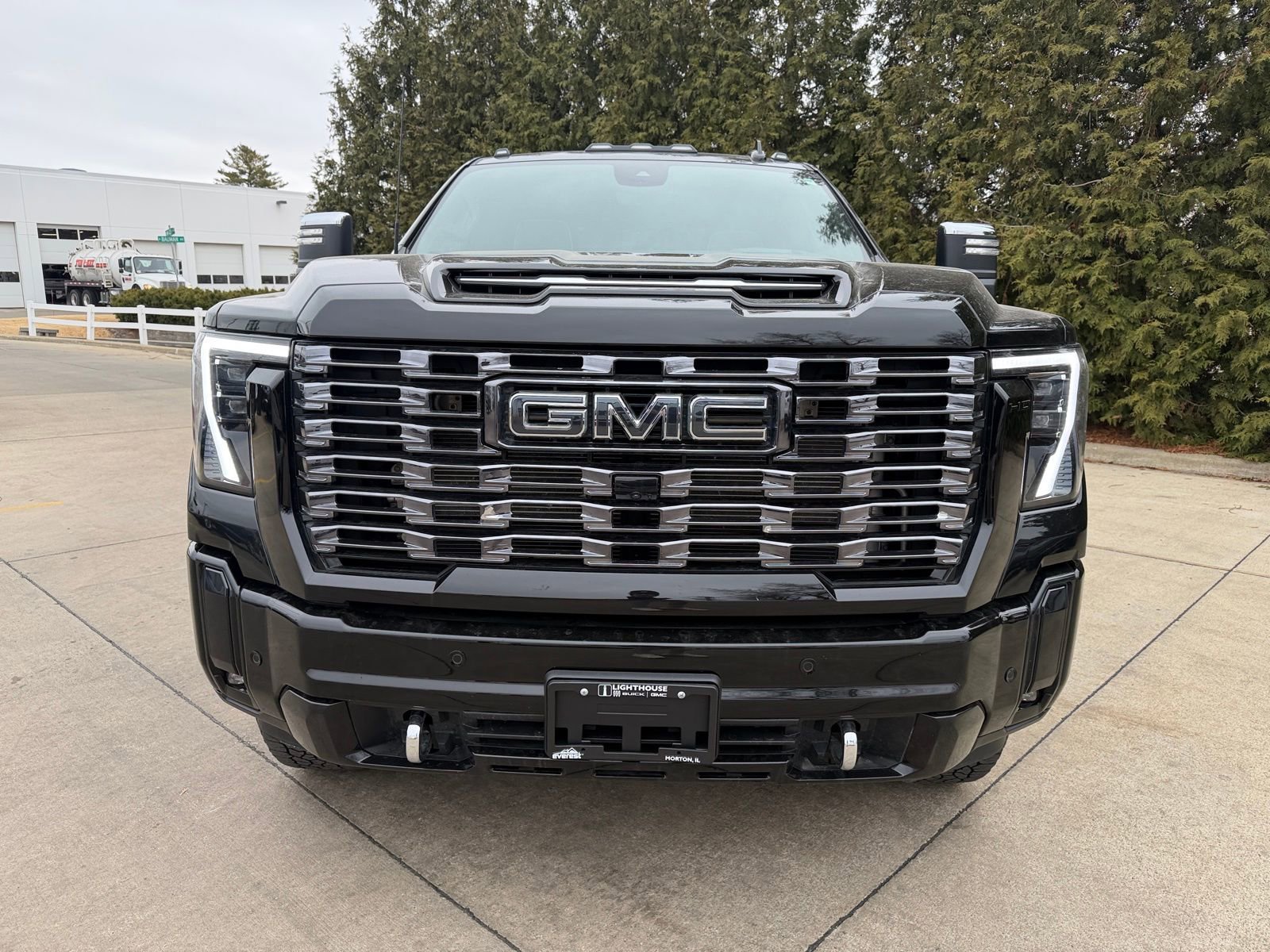 Used 2025 GMC Sierra 2500 Denali Ultimate image 6