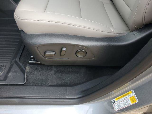 New 2026 GMC Acadia Elevation w/ Elevation Premium Package FWD image 12