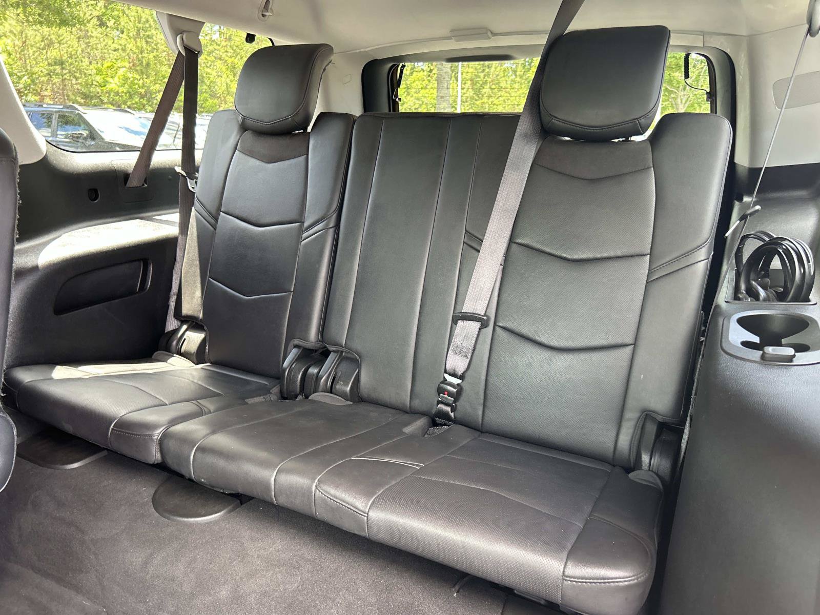 Used 2018 Cadillac Escalade ESV Premium Luxury AWD/4WD image 14