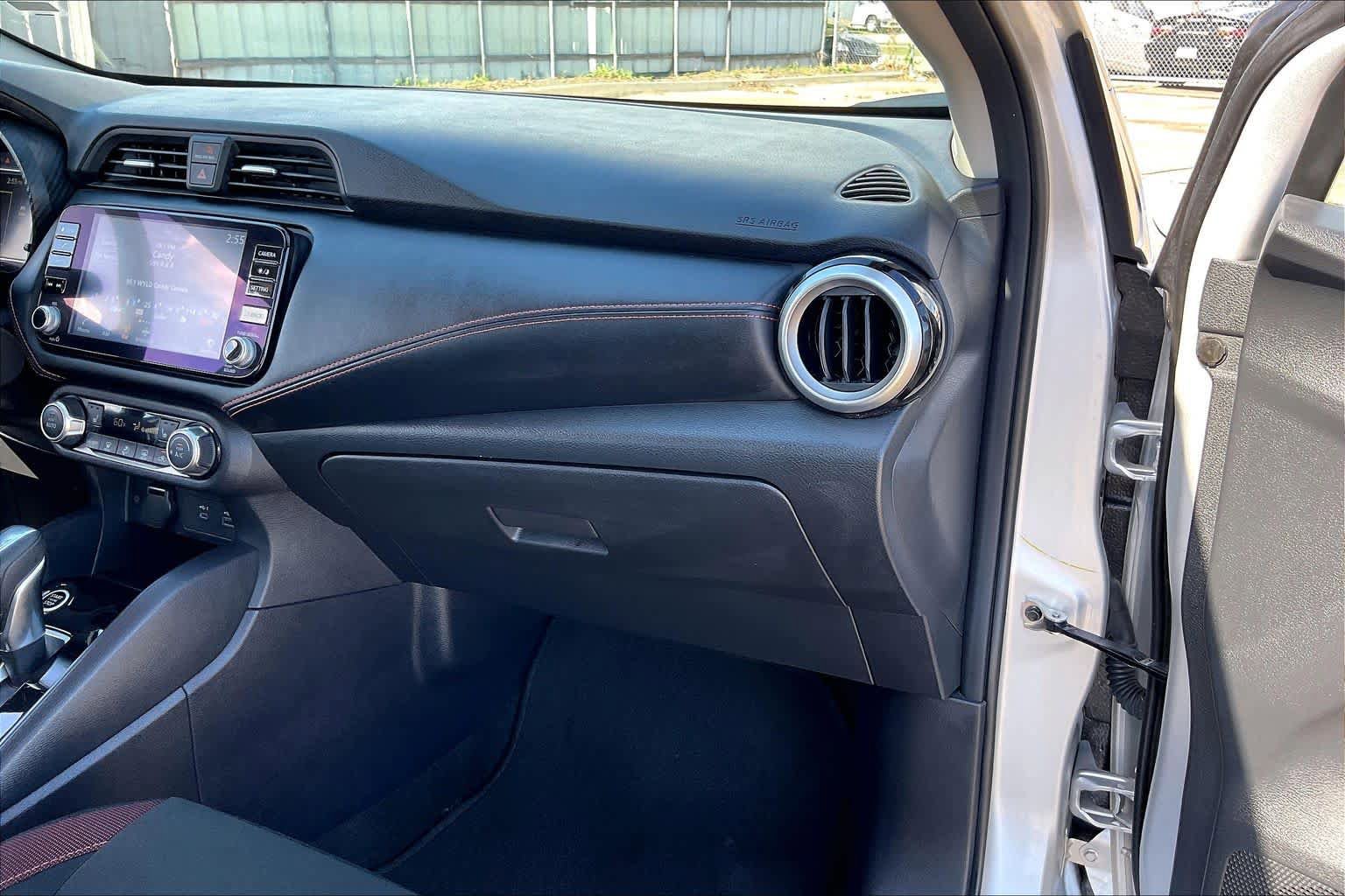 Used 2024 Nissan Versa SR FWD image 20