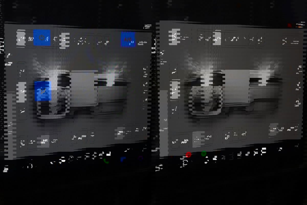 Used 2022 Tesla Model X image 38