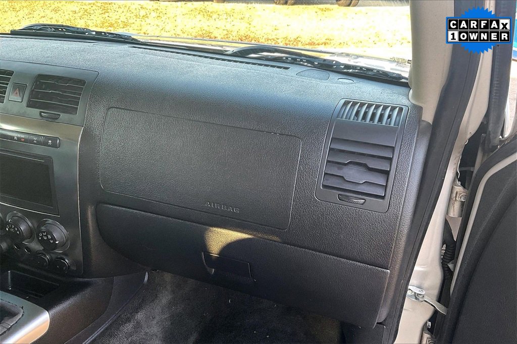 Used 2006 HUMMER H3 Luxury image 15