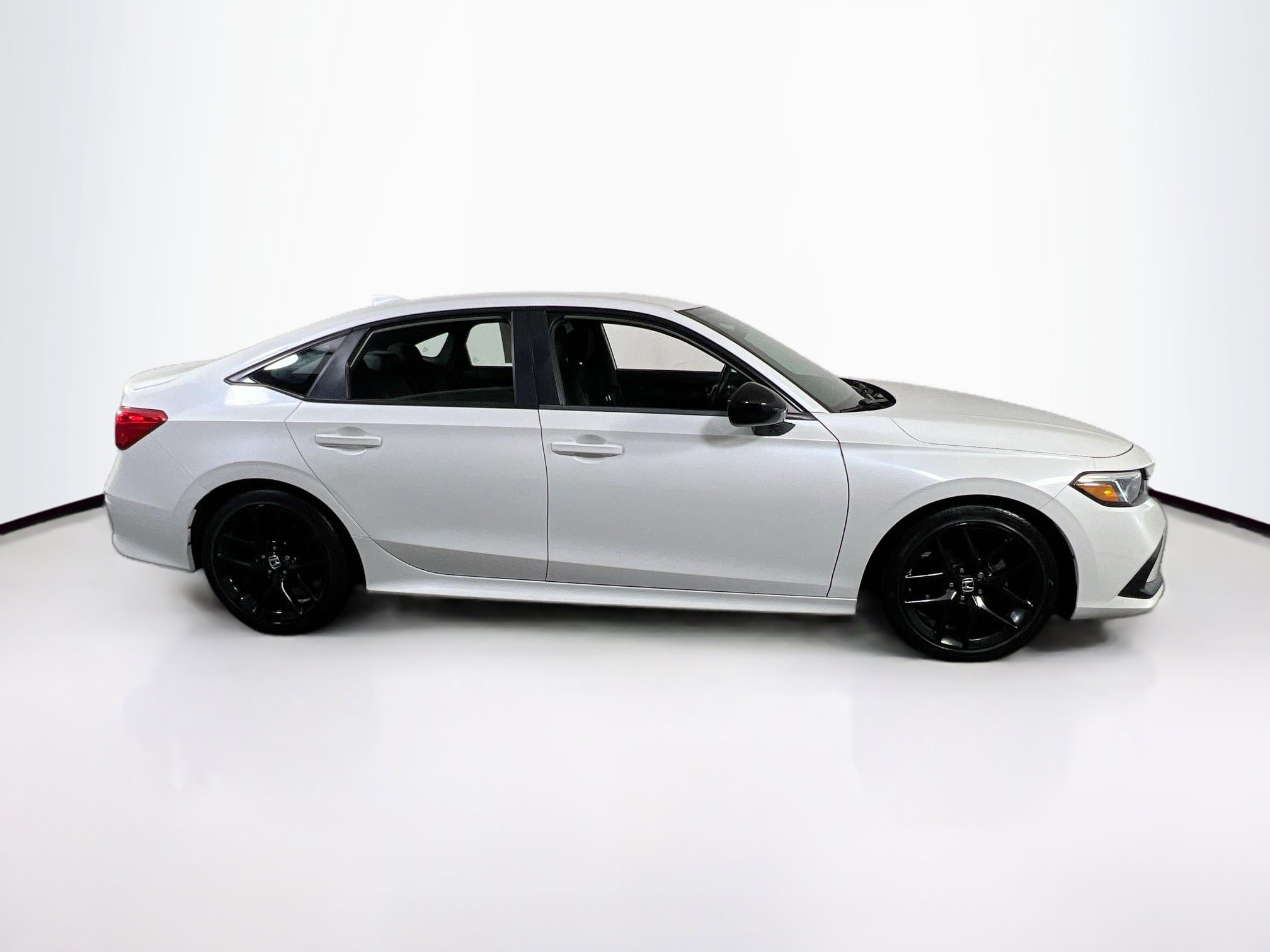 Used 2022 Honda Civic Sport image 4