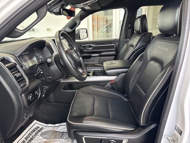 Used 2024 RAM 1500 Laramie AWD/4WD image 17