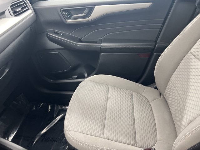 Used 2022 Ford Escape SE w/ Convenience Package image 21
