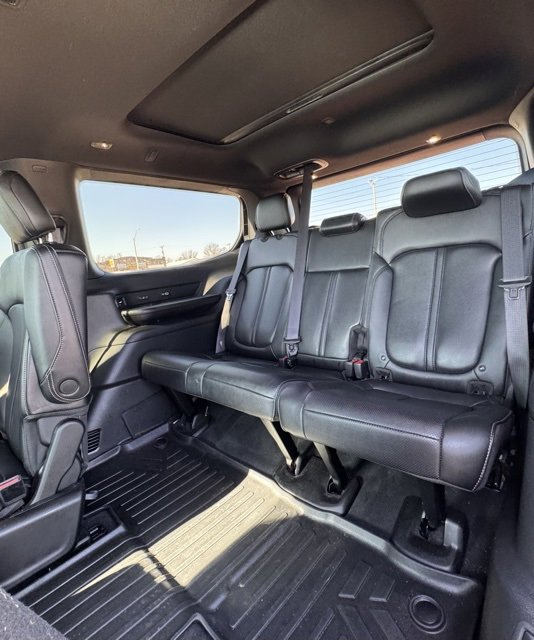 Used 2023 Jeep Wagoneer Series II image 12