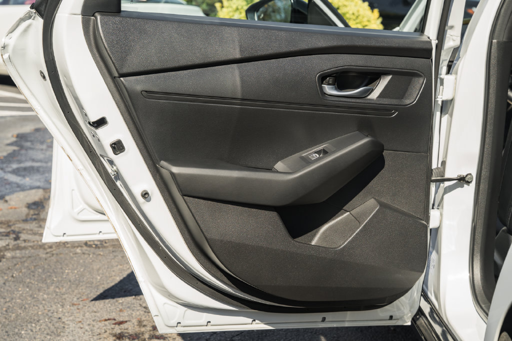 Certified 2024 Honda Accord Sport image 33