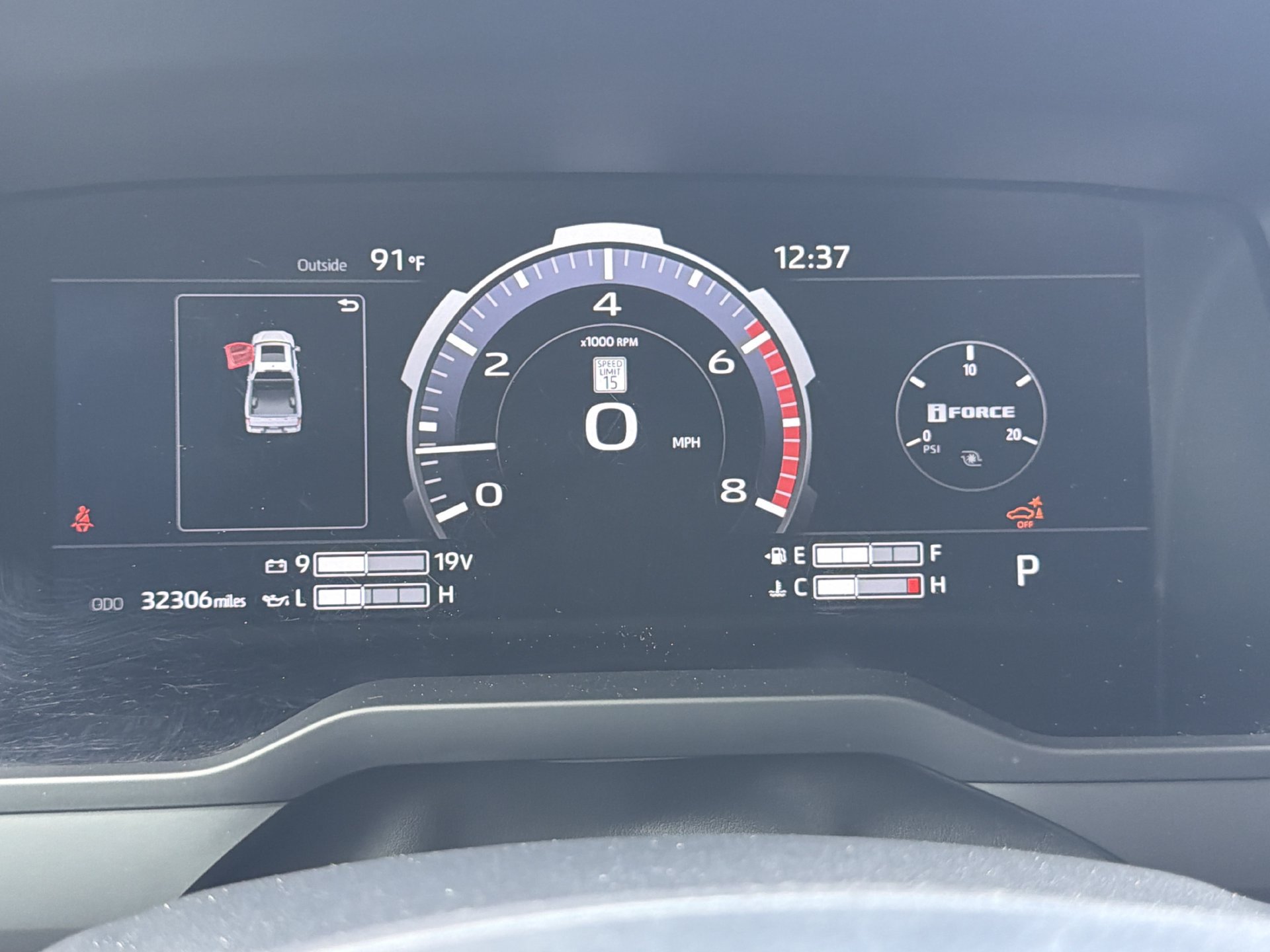Used 2024 Toyota Tundra Limited w/ TRD Off-Road Package AWD/4WD image 35