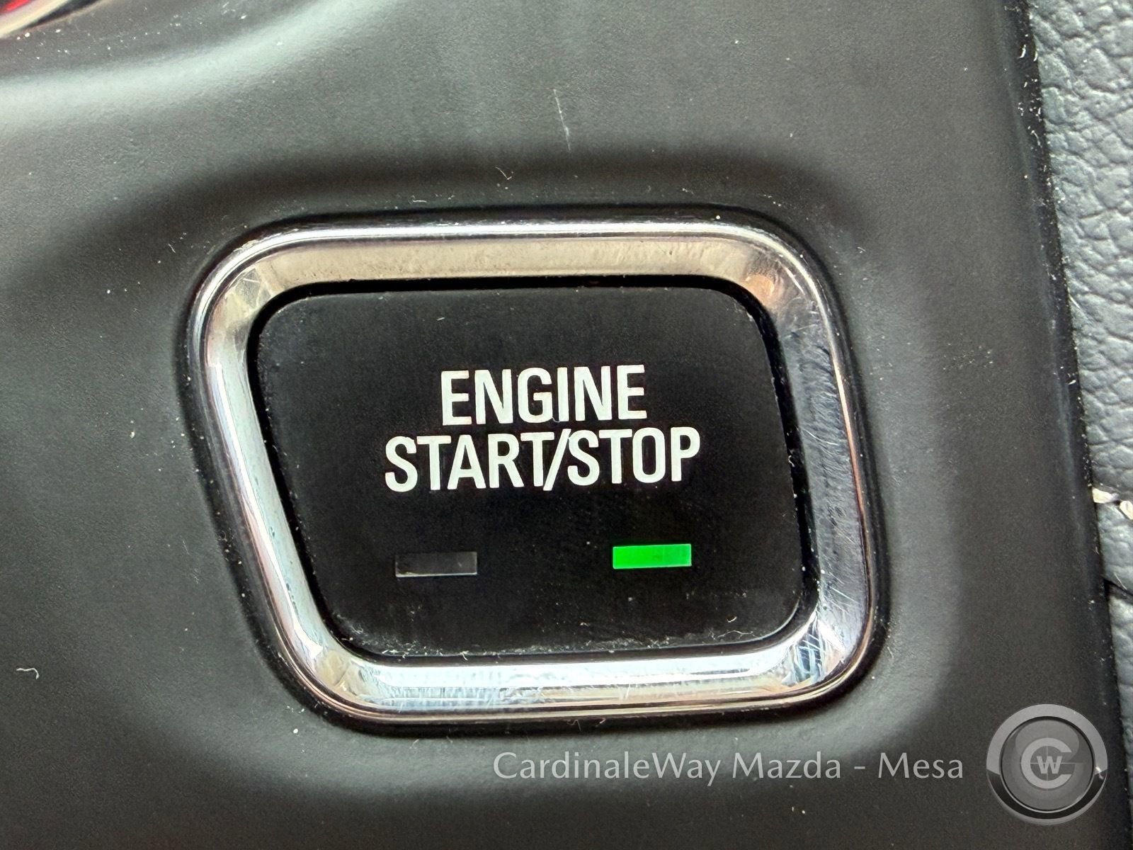 Used 2023 GMC Acadia Denali image 29