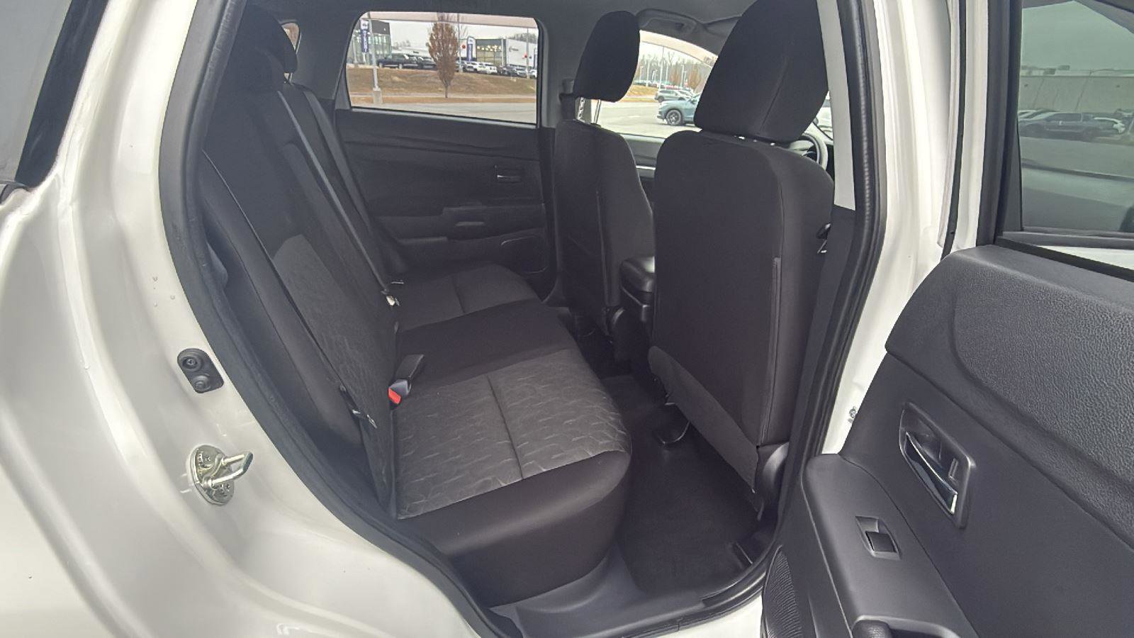 Used 2020 Mitsubishi Outlander Sport ES image 20