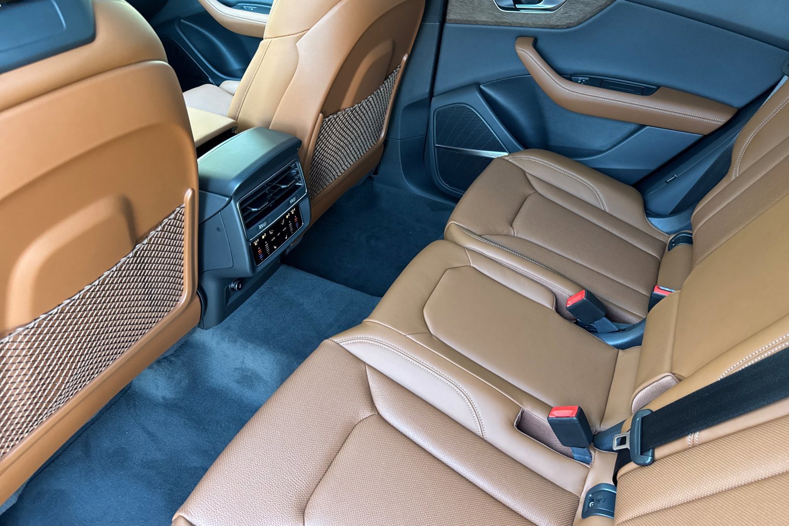 New 2026 Audi Q8 Prestige image 9