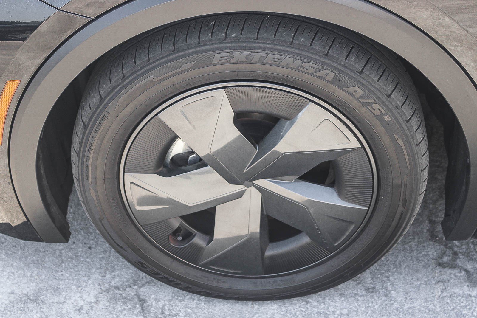 Certified 2023 Toyota Prius Prime FWD image 8