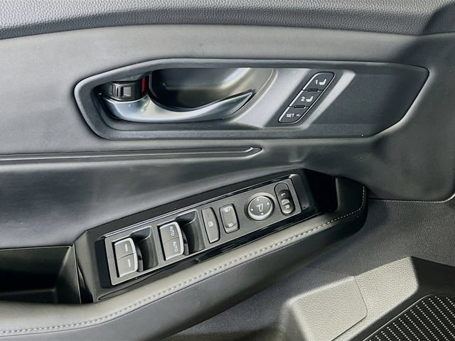 Certified 2025 Honda Accord Touring image 12