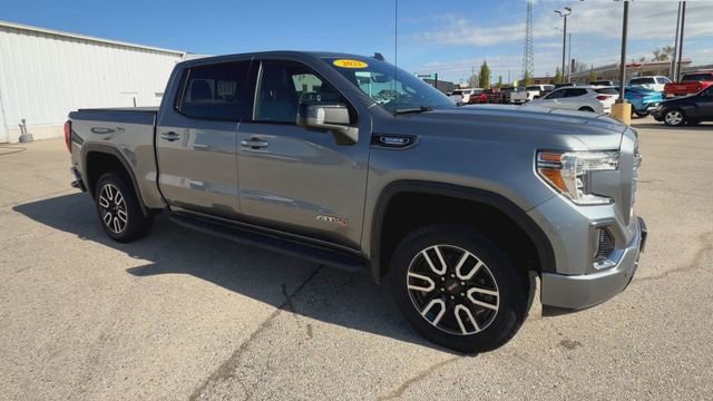 Used 2021 GMC Sierra 1500 AT4 w/ Technology Package AWD/4WD image 3