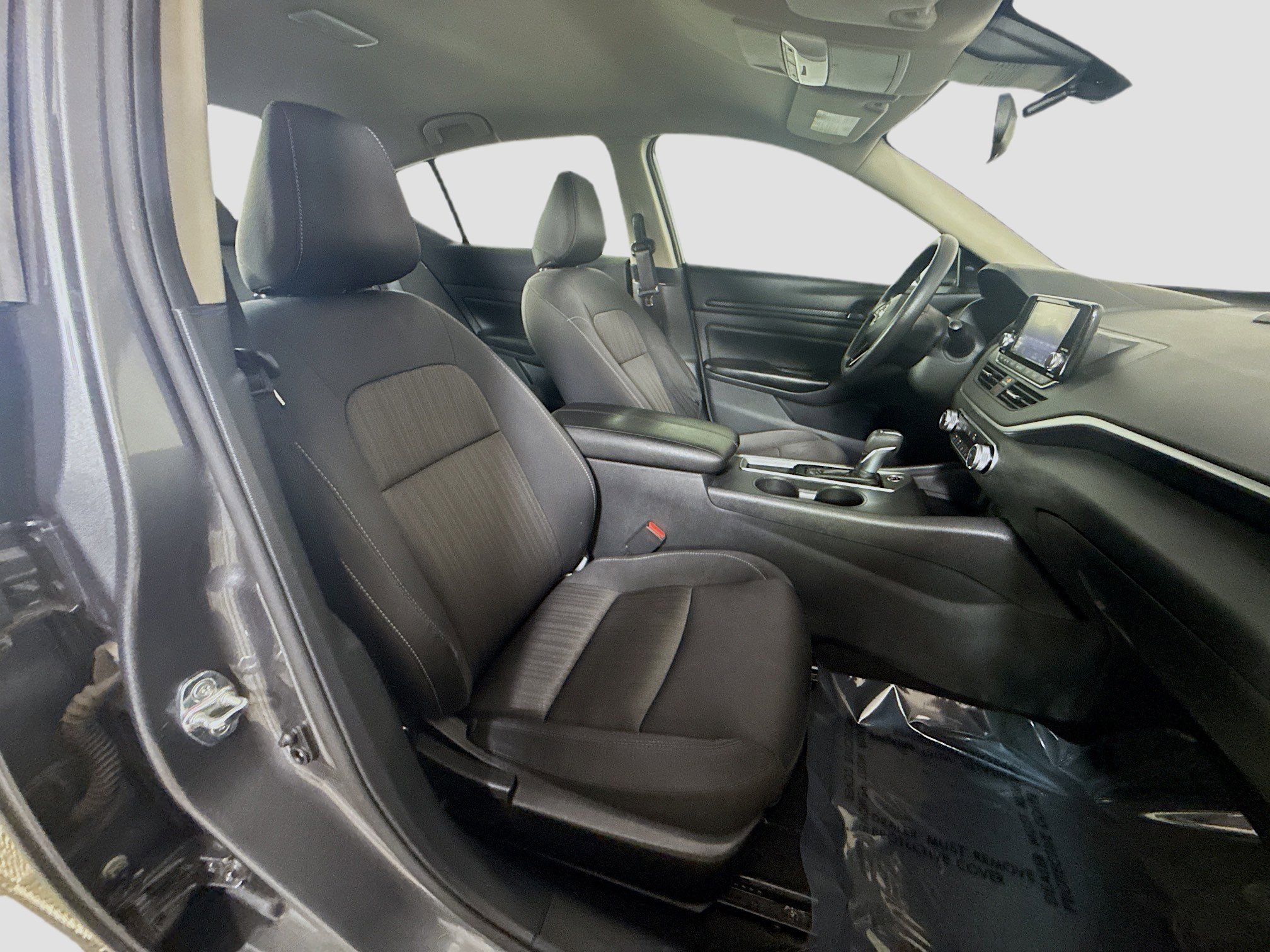 Used 2024 Nissan Altima 2.5 S image 29