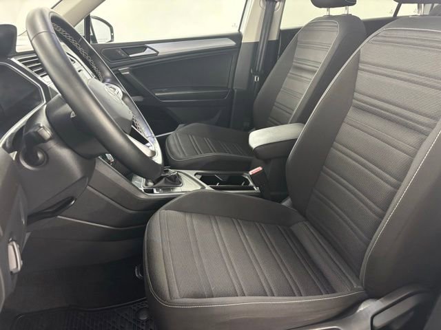Used 2024 Volkswagen Tiguan S w/ MDO Package, Three-Row FWD image 17