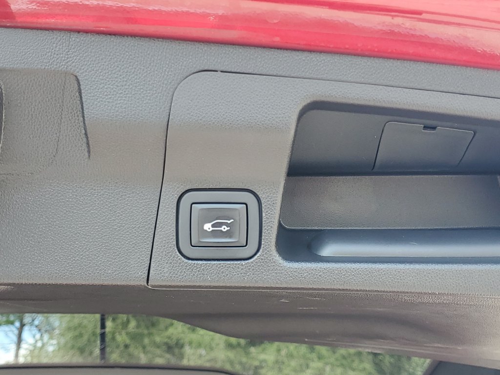 Certified 2019 GMC Acadia Denali w/ Technology Package FWD image 10