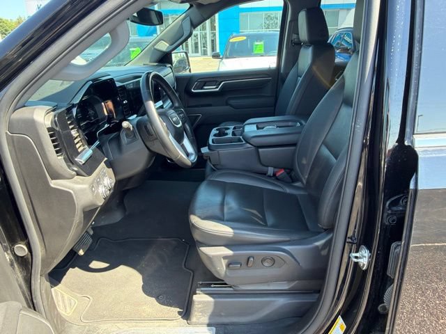 Used 2025 GMC Sierra 1500 SLT AWD/4WD image 5