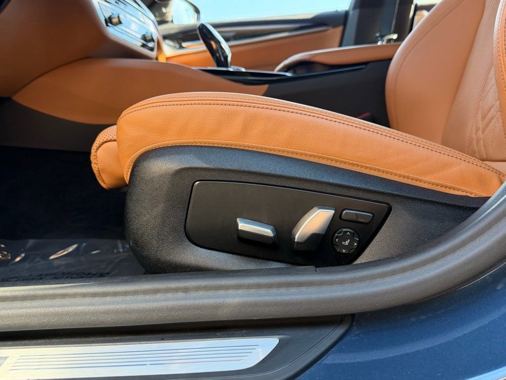 Used 2023 BMW 540i xDrive w/ M Sport Package image 27