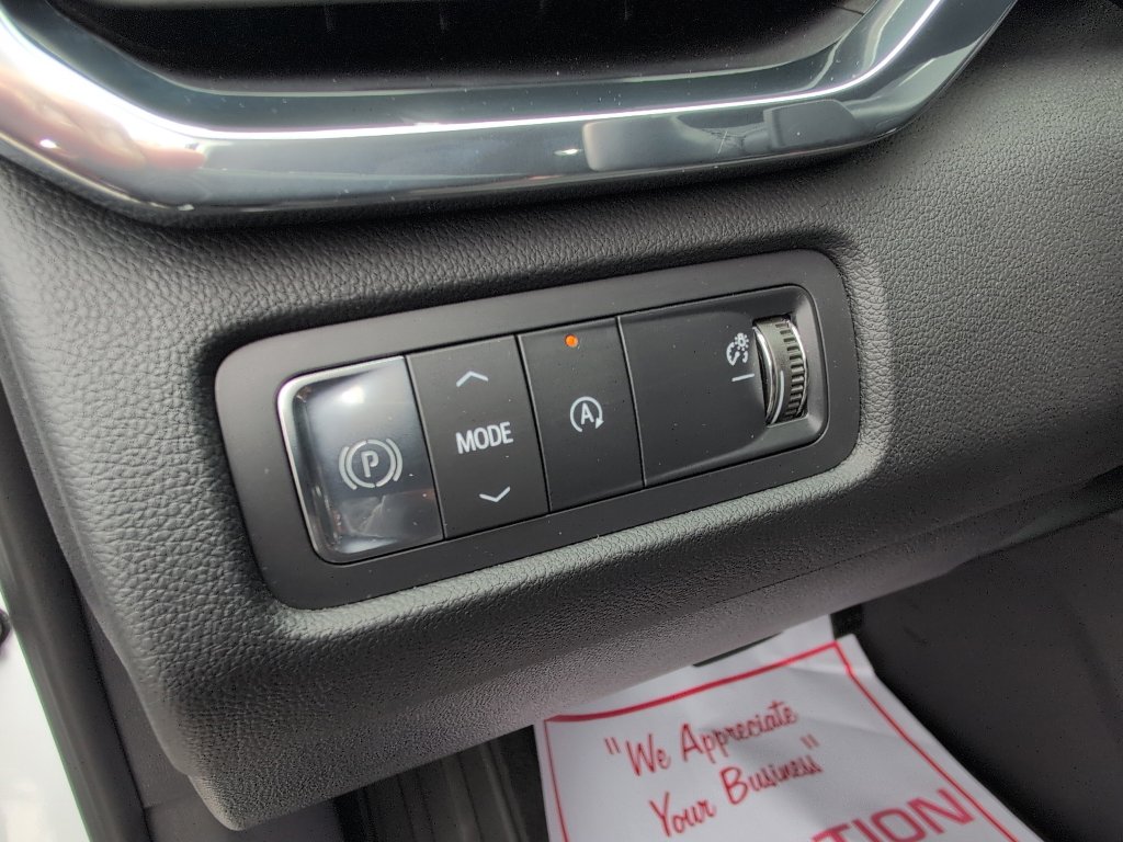 Used 2025 GMC Acadia Elevation image 22